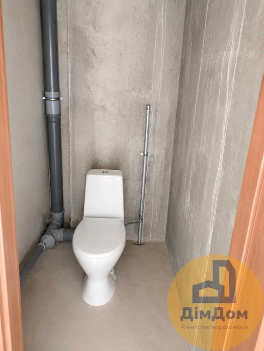 Продаж  3-кімнатної квартири / Ревуцького 54-Б / ст.м Харківська / 102 м2