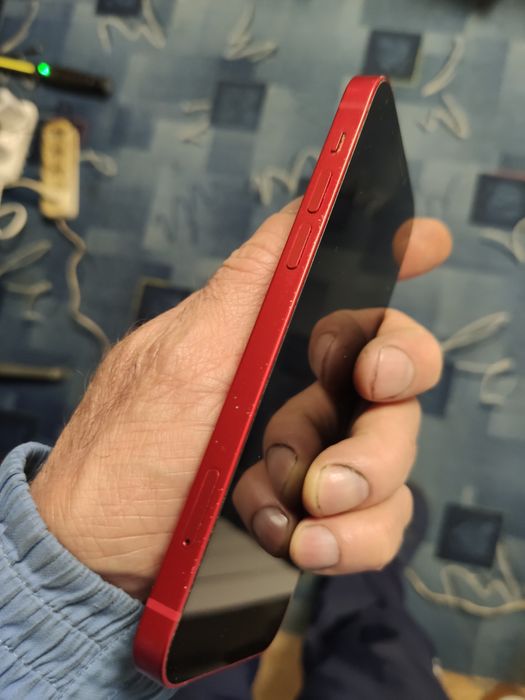IPHONE 12 Red 128 гарний стан