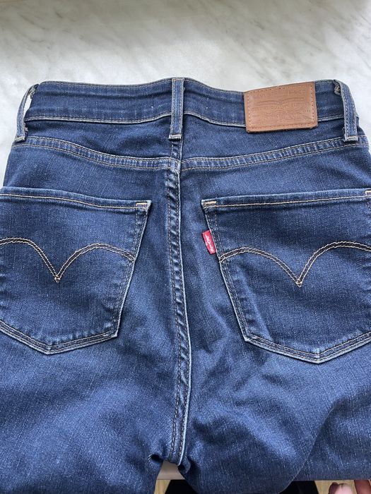 Джинси жіночі Levi's