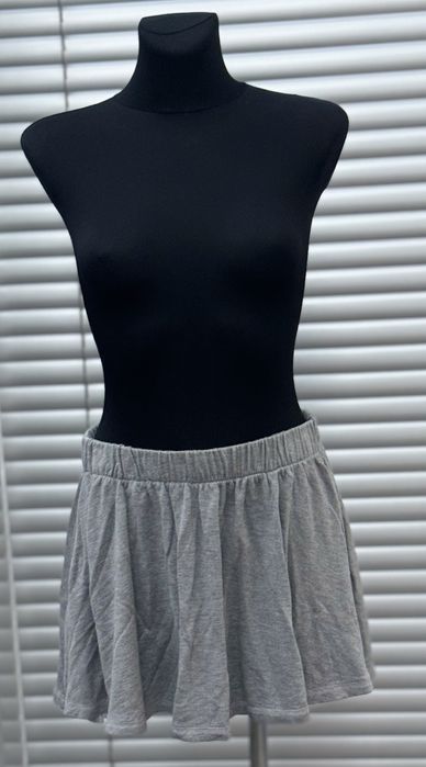 Edith Collection spodniczka jasno szara M nowa bez metki