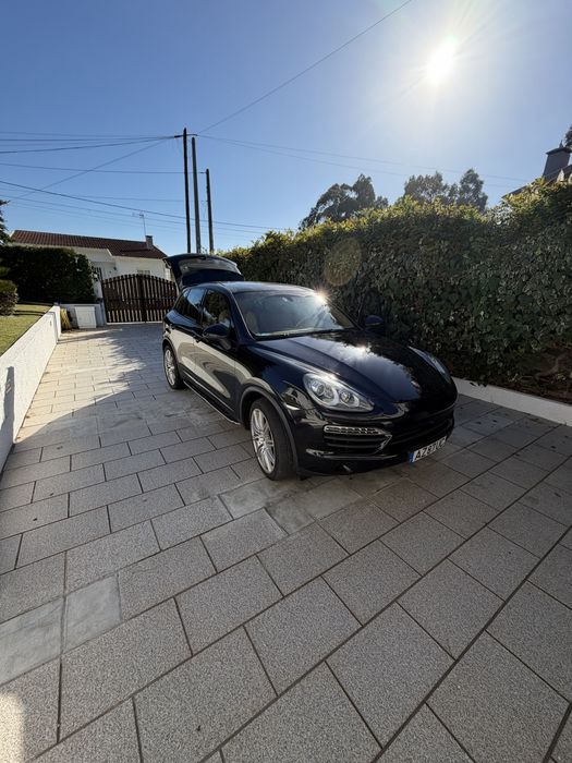 Porsche Cayenne S Hybrid — photo 4