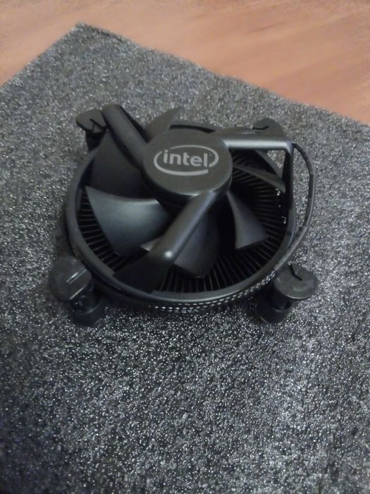 Кулер Intel Core i5-11400F 2.6GHz (BOX): 400 грн. - Комплектующие и ...