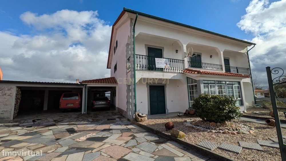 Espaçosa Moradia T7 em Pinhel