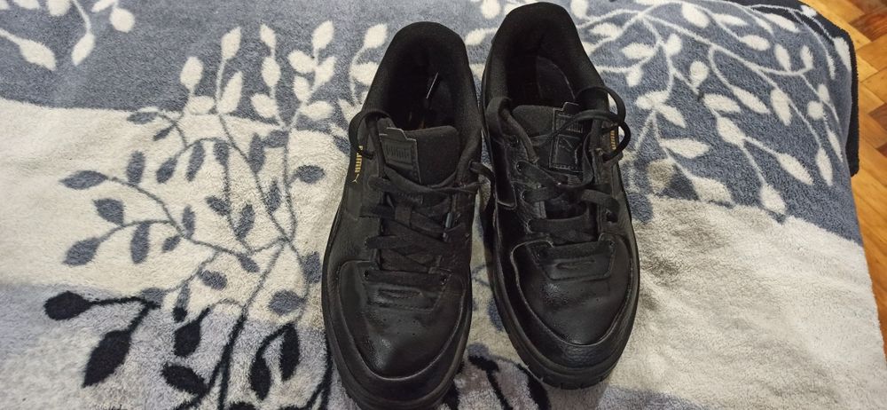 Продам кросівки Puma