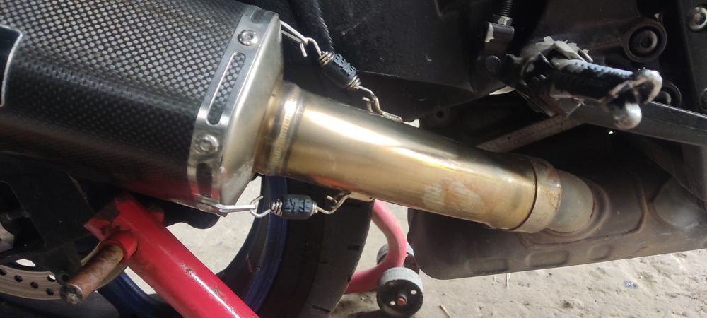 Suzuki GSX-R yoshimura wydech k8 k9