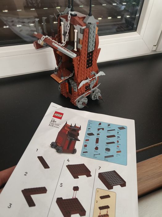 LEGO Minas Tirith + Grond LOTR + Siege tower + Plakat