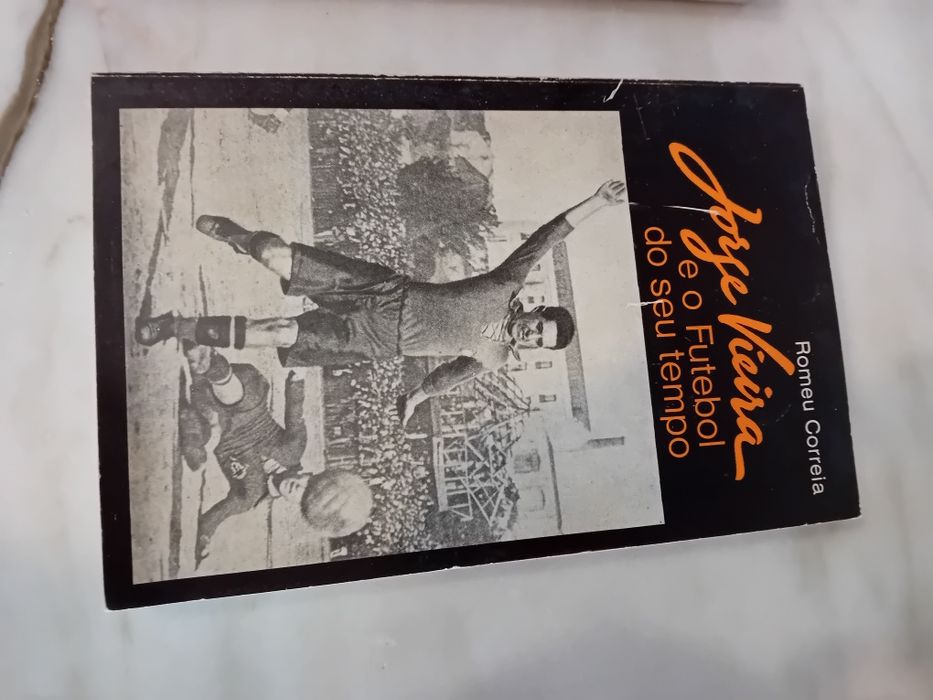 Conjunto de 2 Livros de Futebol