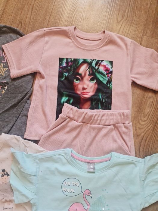 Футболки та реглани на дівчинку 5-6 років