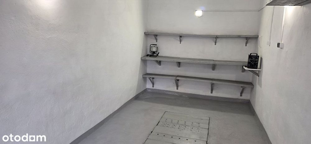 Garaż do wynajęcia duży z kanałem i prądem po remoncie 18 m². - Widok 4