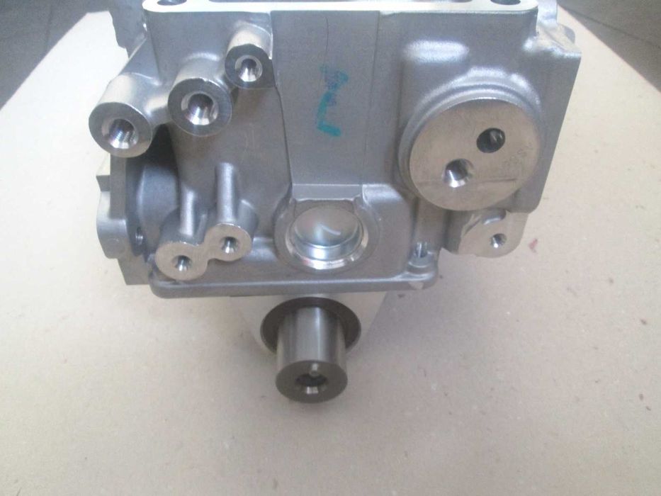 GŁOWICA Nowa MAZDA FORD 2.5 TD 12V / WL WL-T / MPV B2500 / Ranger