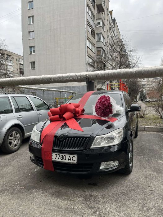 Бант на авто подарок