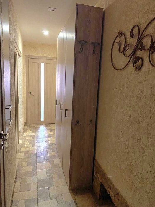 √ Продається 2 кімнатна квартира з ремонтом в Центрі міста