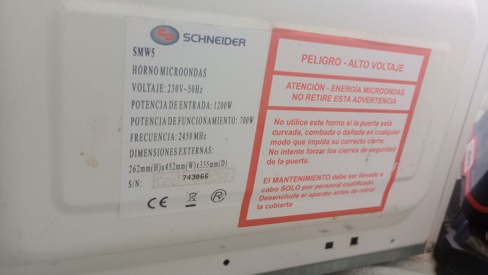 Microondas Schneider