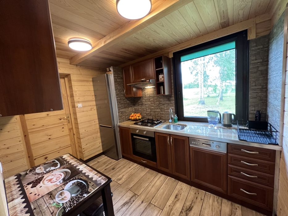 Duży dom domek nad rzeką k Warszawy domek kawalerski panieński