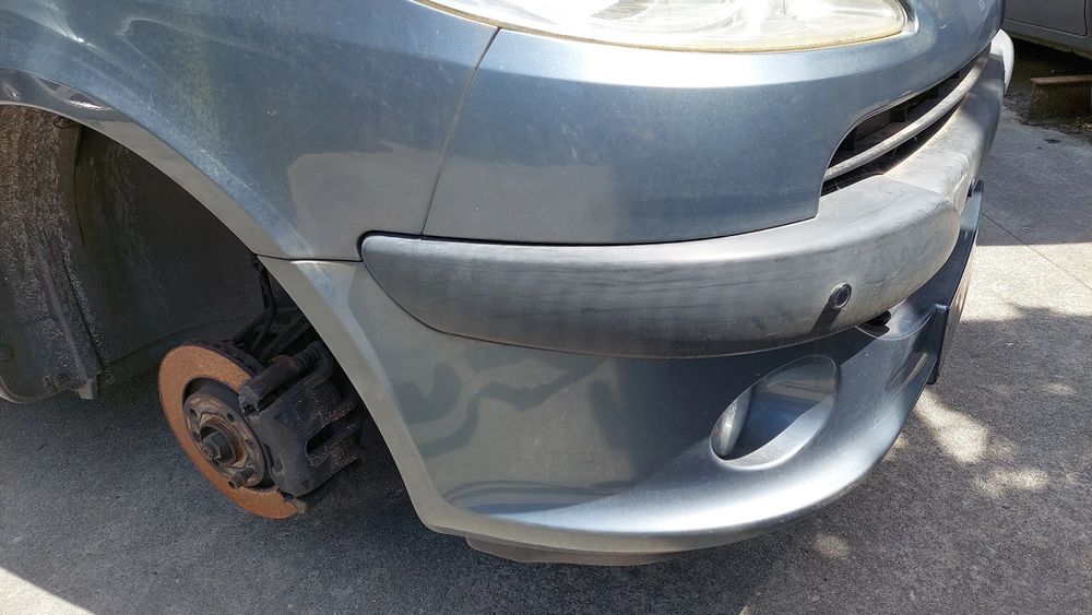 Pára-choques frente PEUGEOT 1007 (KM_)