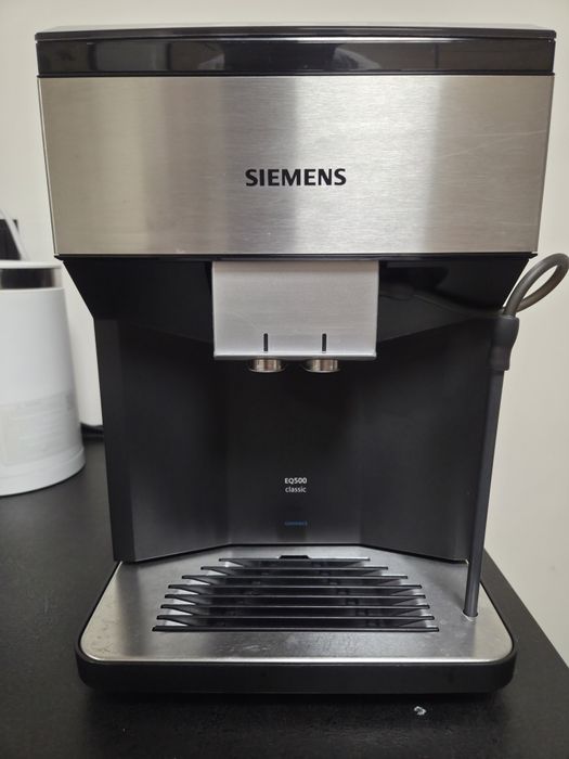 Ekspres SIEMENS EQ.500 TP516RX3