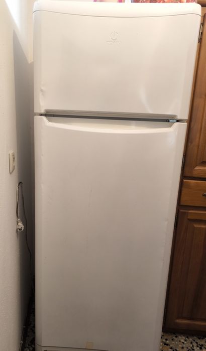 Frigorífico Indesit