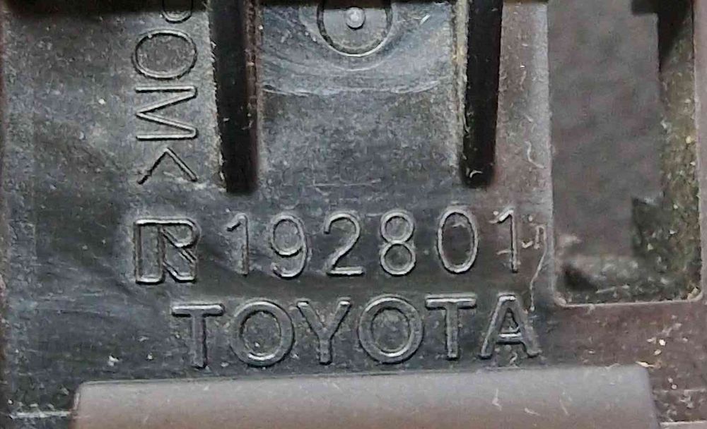 Comando / Botão / Interruptor Vidros Trás Direito - TOYOTA AURIS