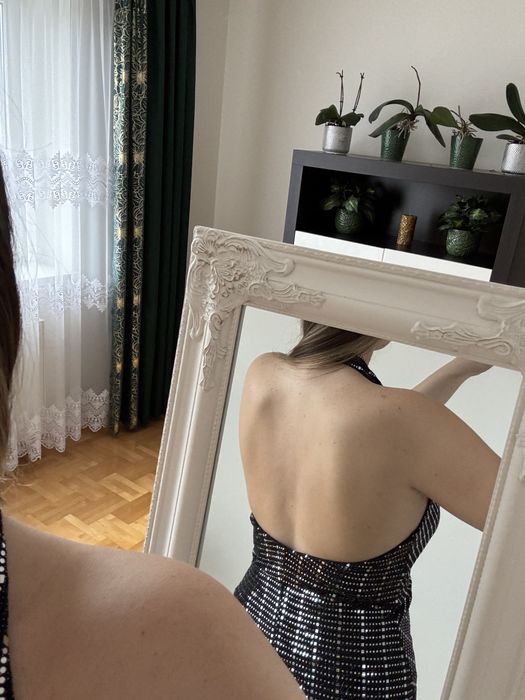 Srebrna sukienka