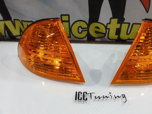Pisca / Farois / Farolins frontais BMW E46 4 portas / Touring 98-01 Fundo Laranja JDM