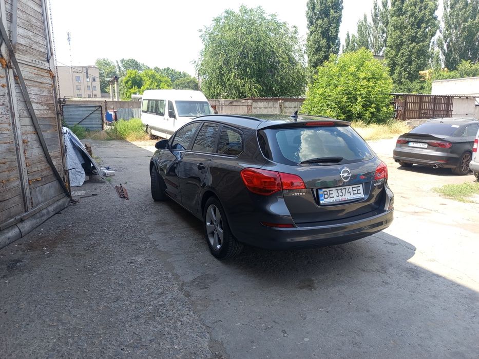 Продається Опель Астра J ASTRA J