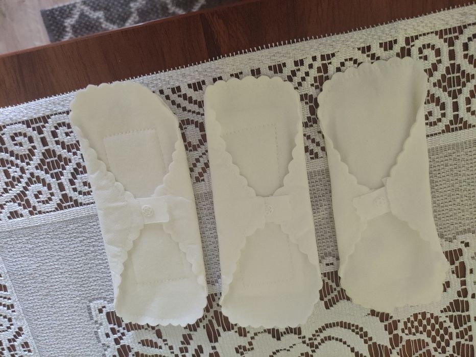 Wkładki podpaski materiałowe 6 szt