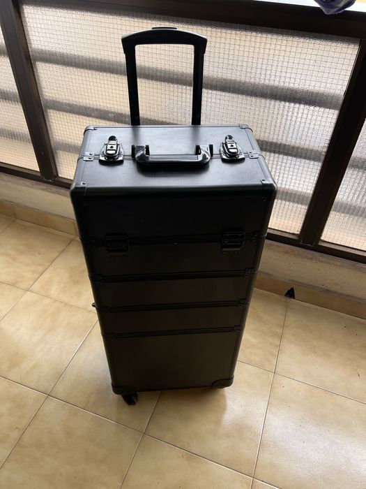 Troller para manicure