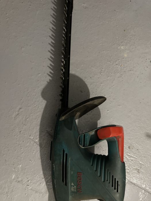 Elektryczne nożyce do żywopłotu