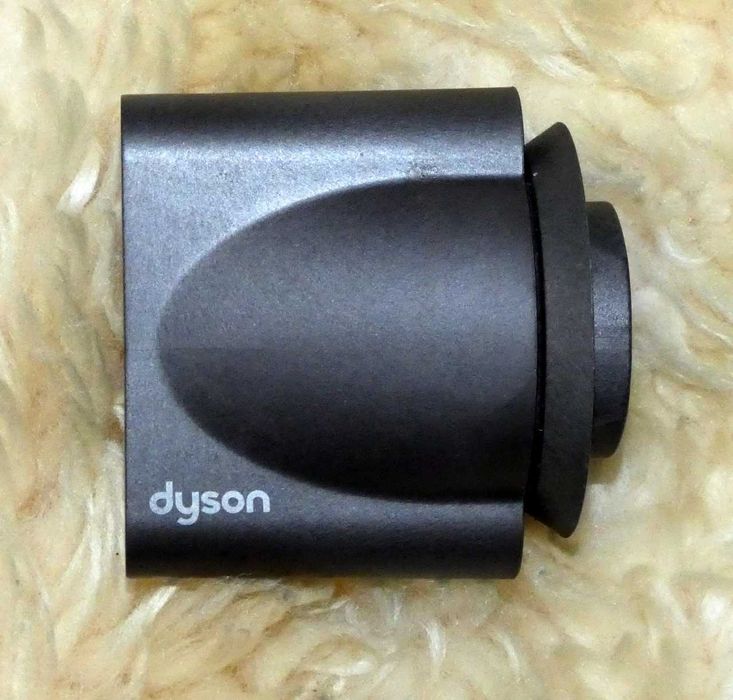 Оригинальная магнитная насадка-концентратор Dyson Supersonic