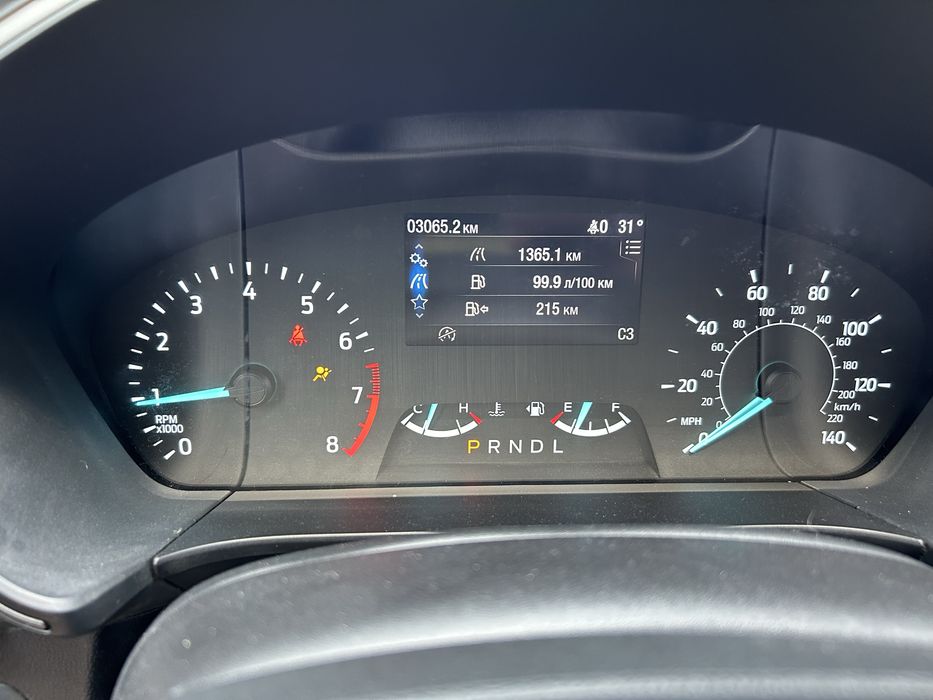 Ford escape 2022 року .