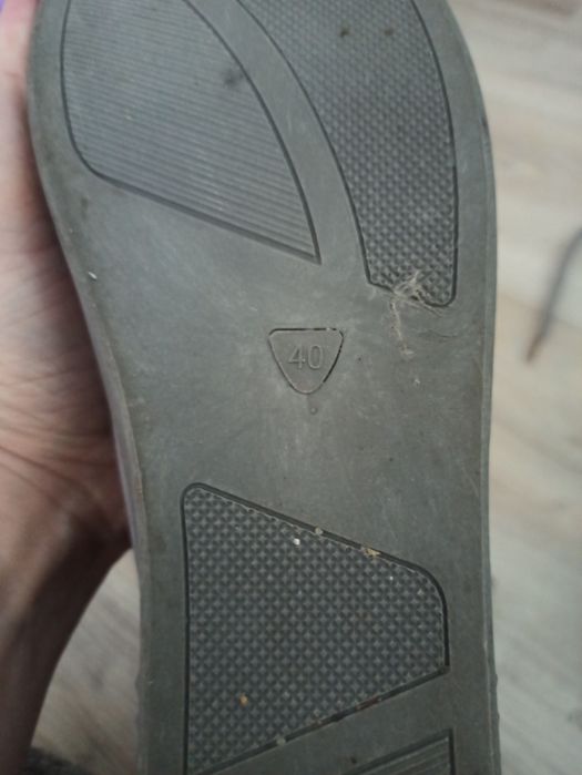 Sneakersy na koturnie