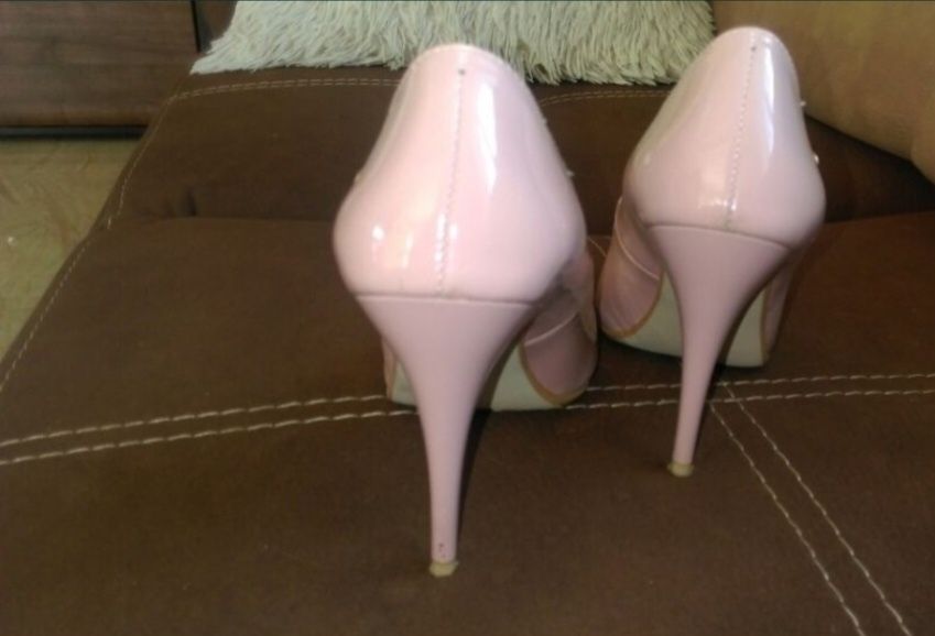 Pantofle jak nowe rozm 37 buty