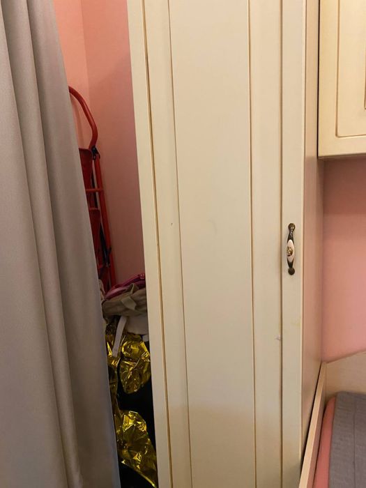 Snite комплект дитячих меблів; парта Comf pro у подарунок