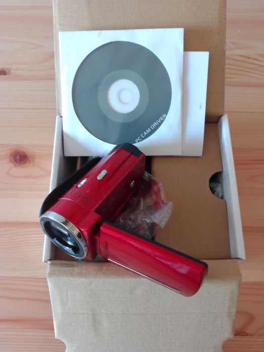 Digital Video Camera64737819153667123