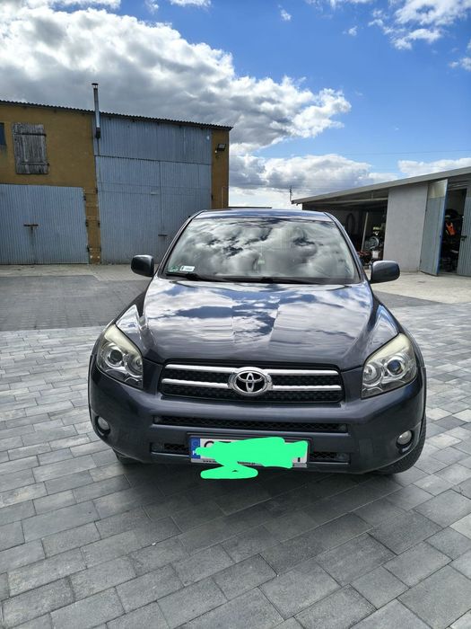 Toyota RAV-4