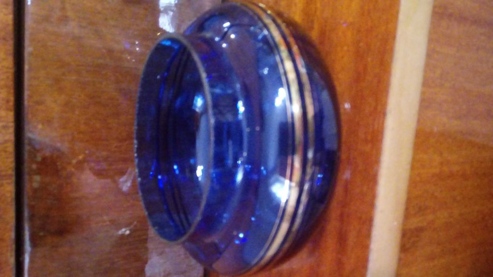 Рюмки фужери вази