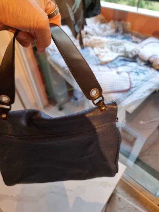 Mala de Couro Pollini Azul-Escuro – Usada, em bom estado u