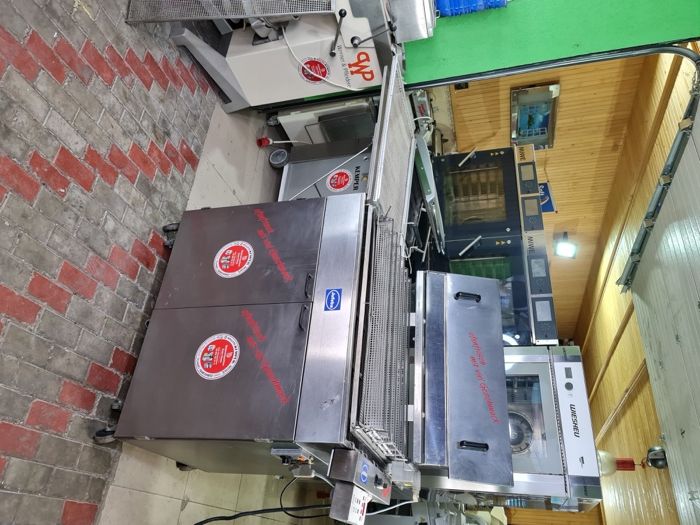 Фритюрница жаровня Jufeba Автомат для берлинеров с растойкой