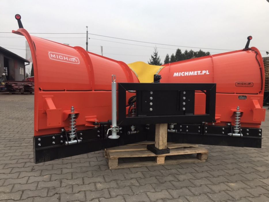 Plug do śniegu strzałka 300 cm manitou tur euro i tuz JCB CAT nowy