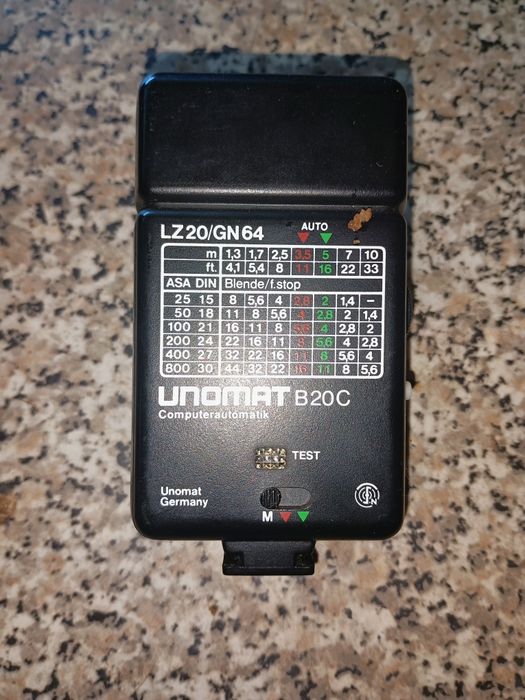 Flash eletrónico compacto para câmeras