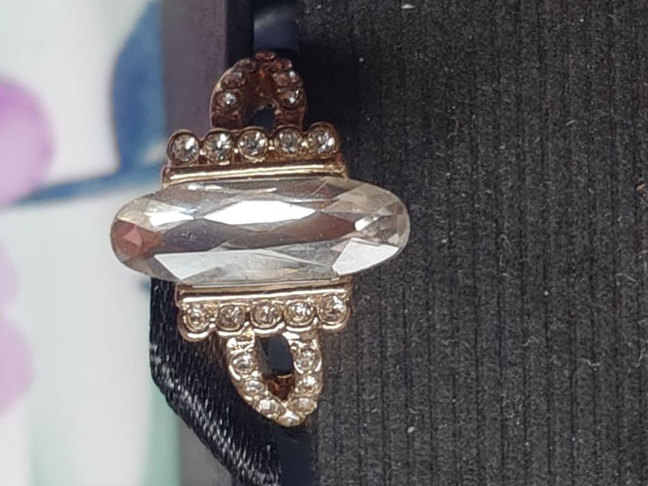 Pierścionek damski Nowy rozmiar 18