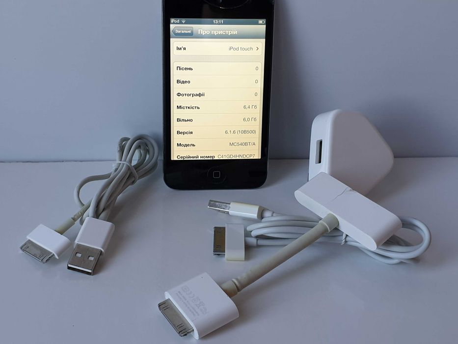 Apple iPod Touch 4 8GB A1367 mc540bta AV-адаптер A1388 блок A1399