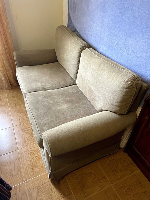 Sofá 2 lugares usado