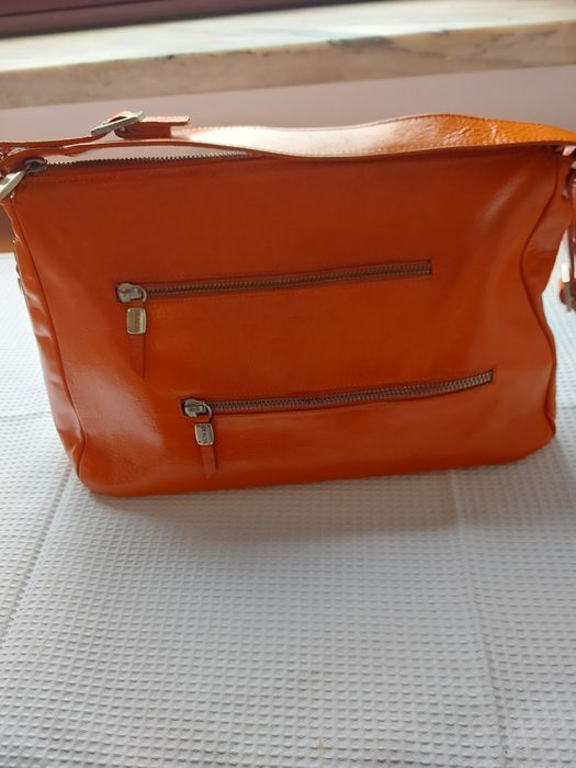 Mala da BLACH COLLECTION, em Pele Laranja.