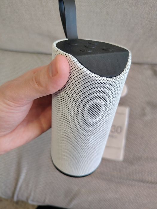 Huawei P30 Pro + dodatki głośnik, słuchawki, powerbank, etui