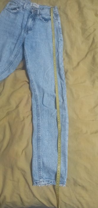 Джинсы голубые 32 размер