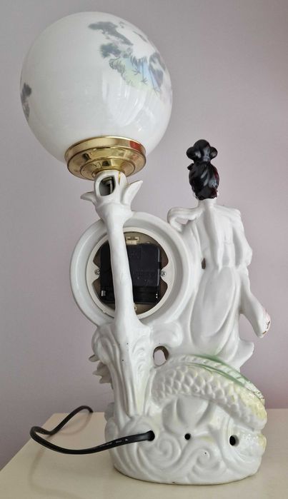 GEJSZA - lampa porcelanowa z zegarem