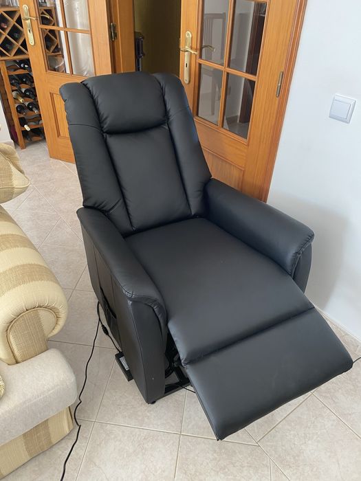 Poltrona reclinavel electrica Conforama como nova