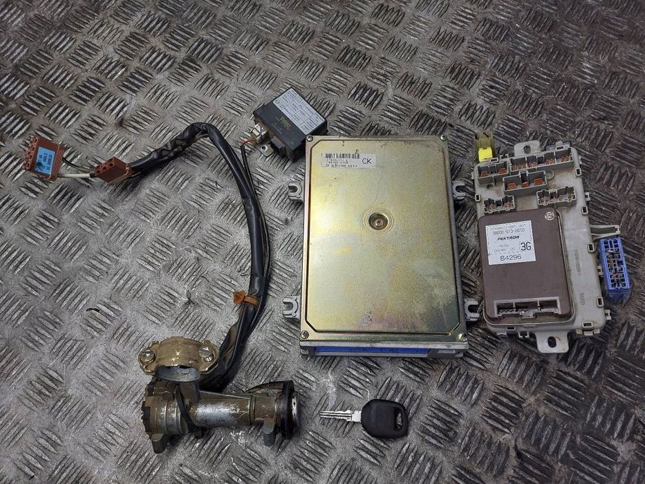 ZESTAW STARTOWY STEROWNIK KOMPUTER ECU HONDA CIVIC VI 1.4 16V 37820-P1J-E11