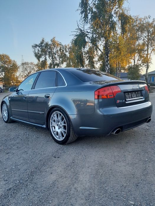 AUDI RS4 B7 4.2 FSI 420KM 2006r Sedan
